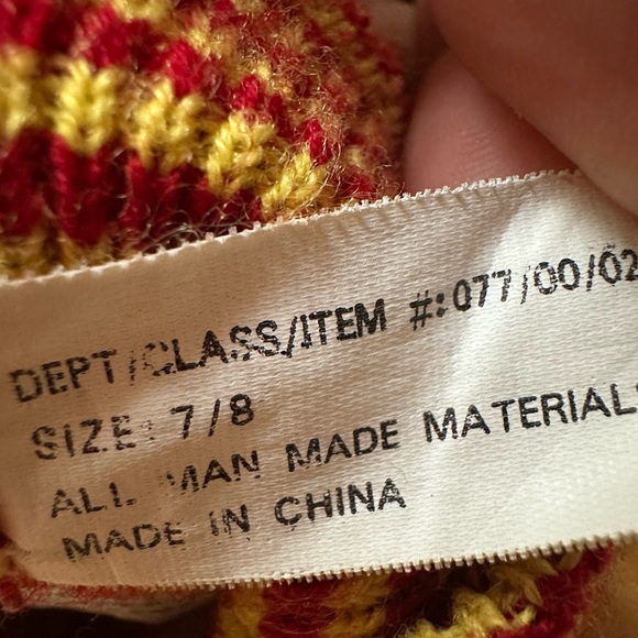 Disney Winnie the Pooh Plush 8.5in and Vintage Slippers Sz 7-8 - Red and Yellow - Picture 12 of 12